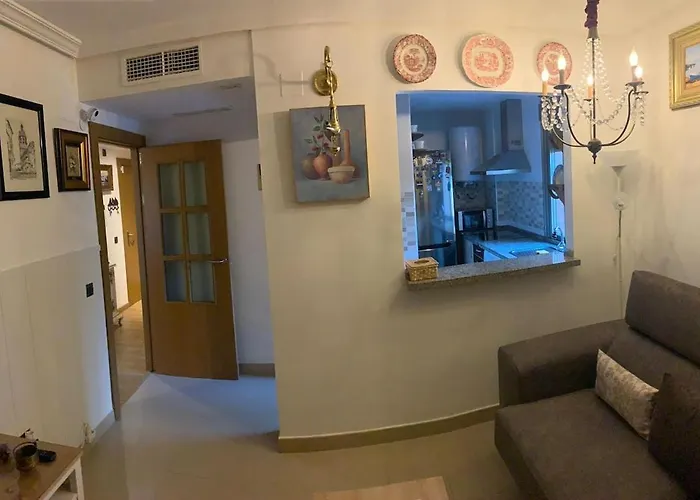 Retreat Parking Available * Torremolinos